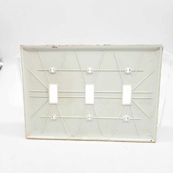 Set of 2 American Flag Patriotic Light Switch Plate Covers Primitive 3 Gang - Picture 5 of 12